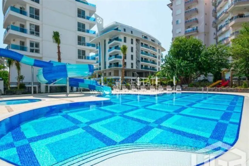 Furnished flat in a new complex with it's own beach in Alanya 3 