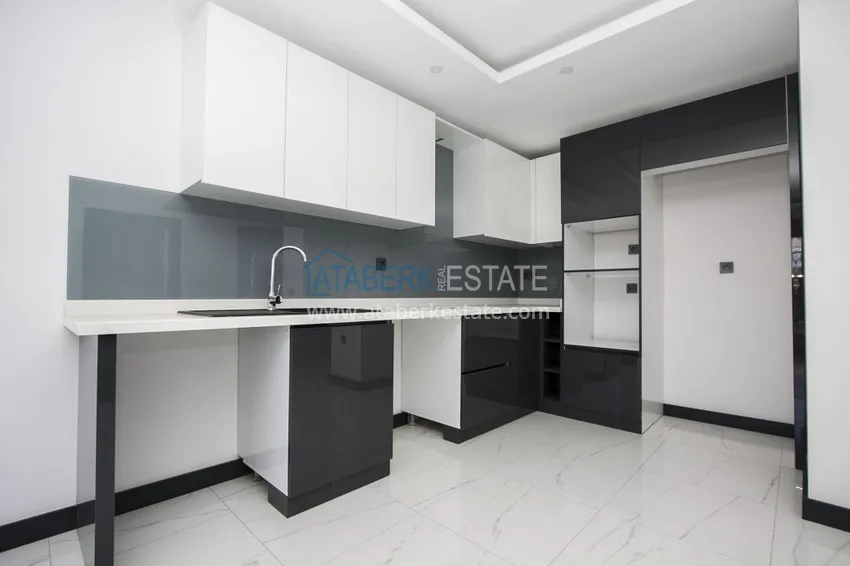 Purchase  One-bedroom apartments in a cite in the centre of Alanya 3 