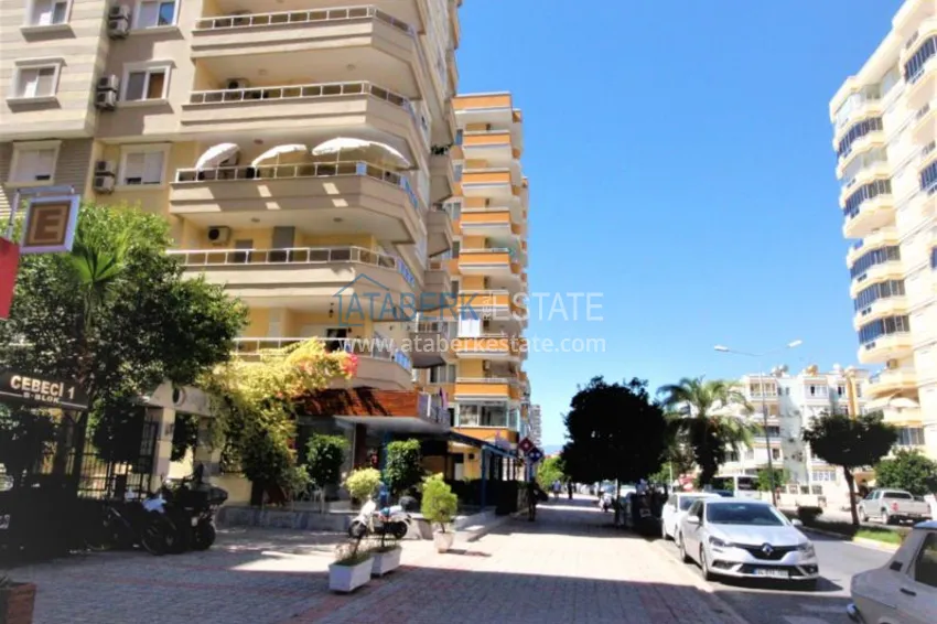 A newly renovated apartment by the sea in Mahmutlar 3 