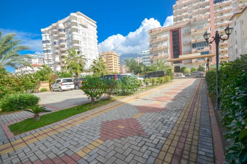 Furnished apartment with a glazed balcony in the centre of Mahmutlar  3 