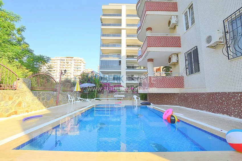 Furnished two bedroom apartment in a residential complex in Mahmutlar  4 