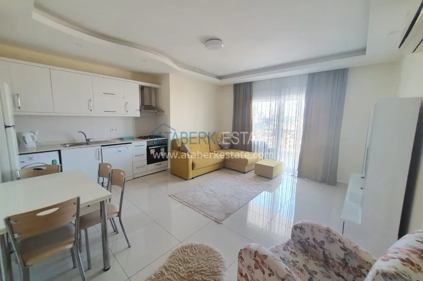 Furnished flat with sea and mountain views in a complex 3 