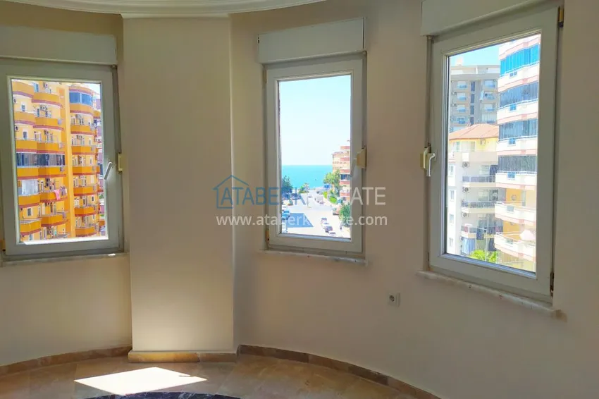 Purchase Two-bedroom apartment with a sea view in Mahmutlar 3 