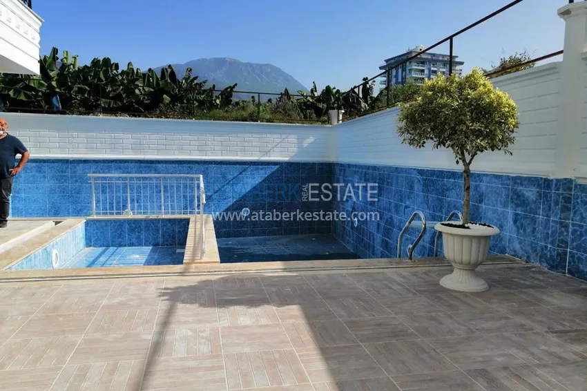 Stylishly designed flat at the brand new building in Mahmutlar  7 