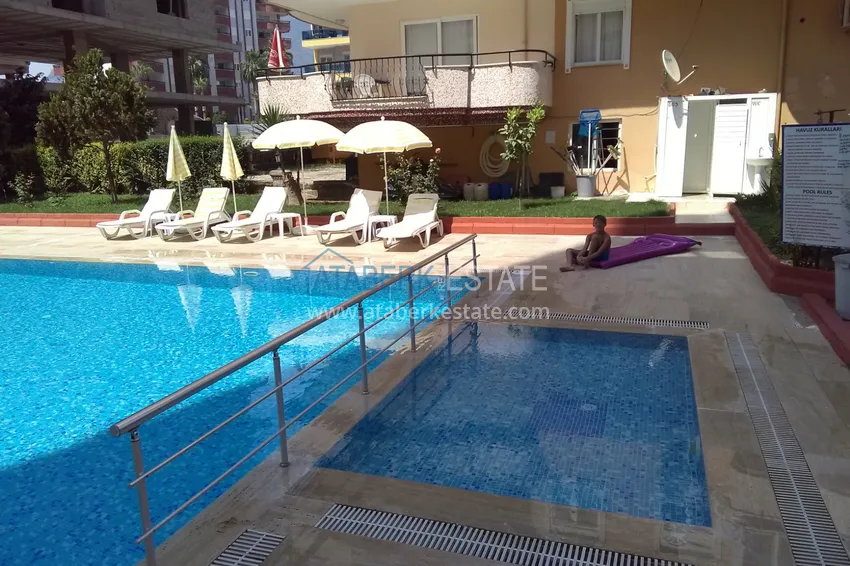 Flat with a partial sea view in a residential complex in Mahmutlar  4 