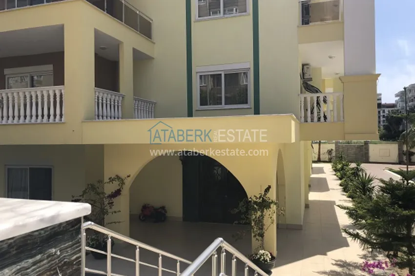 Furnished flat with sea and mountain views in a complex 9 