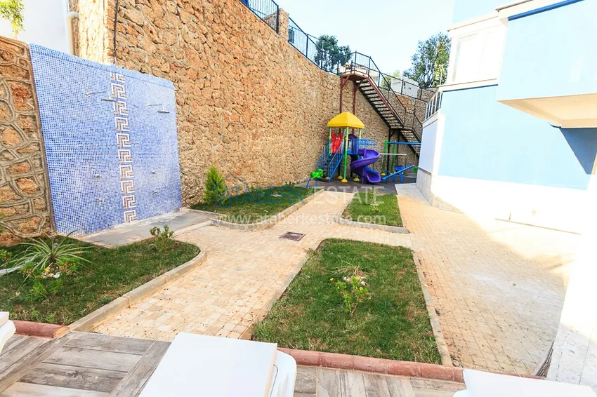 Penthouse with a modern interior in a comfortable complex in Tosmur  6 