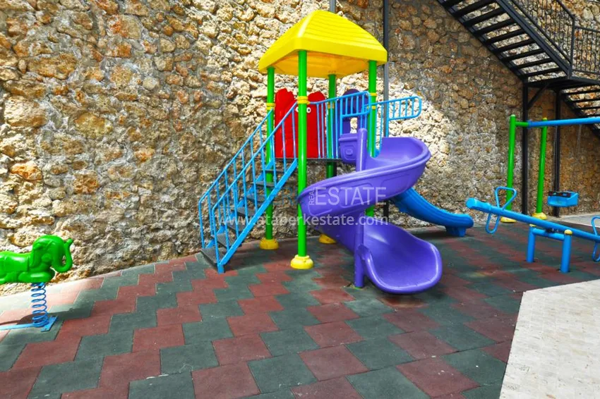 Penthouse with a modern interior in a comfortable complex in Tosmur  7 