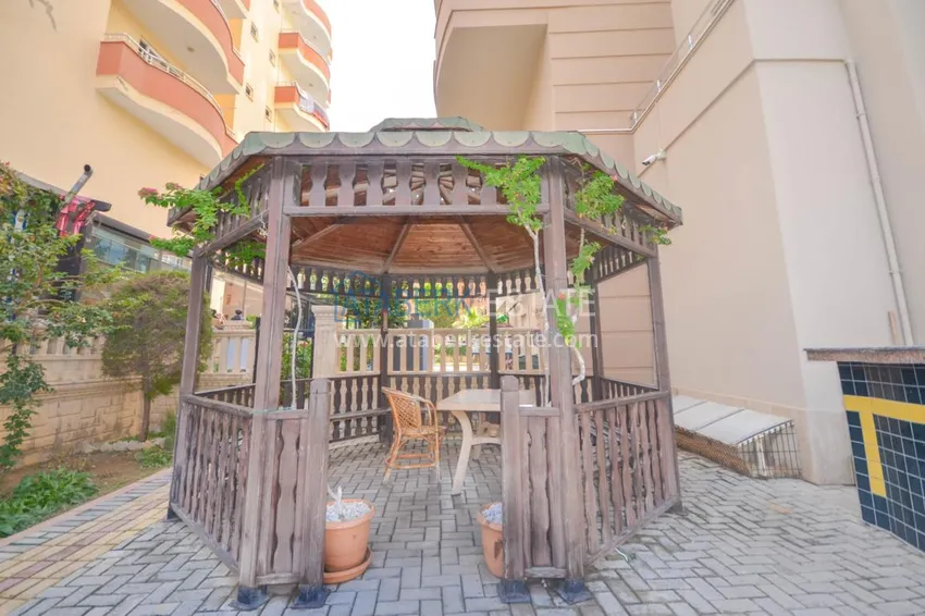 Furnished apartment with a glazed balcony in the centre of Mahmutlar  5 