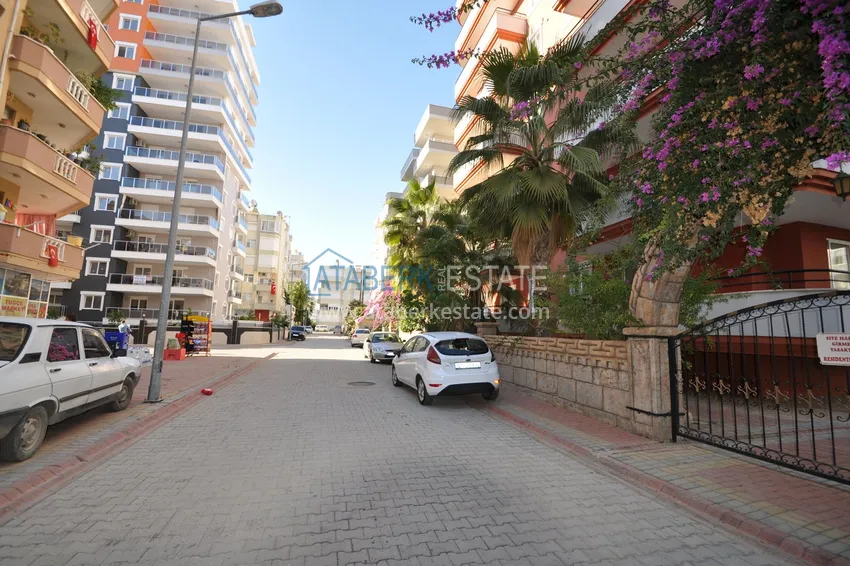 Well designed flat with an open view in Mahmutlar 8 