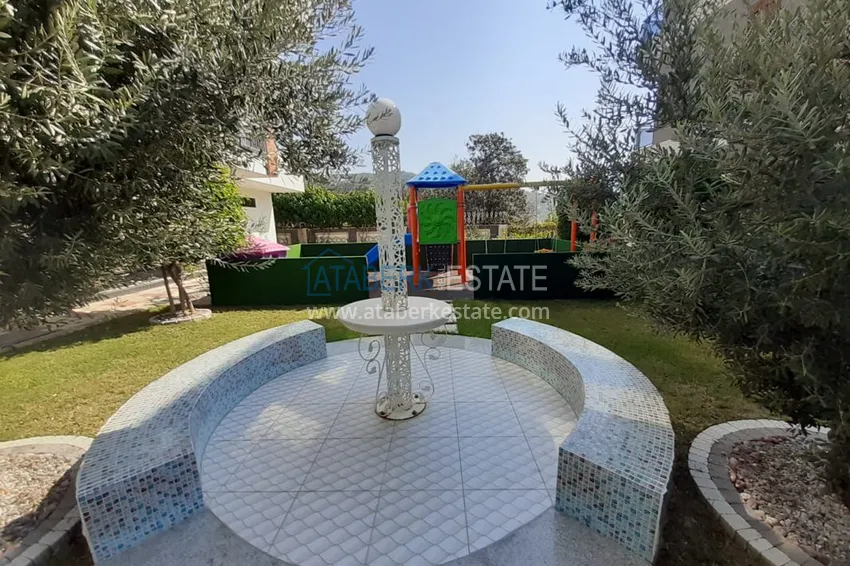 Three bedroom apartment with a separate kitchen in Oba  5 