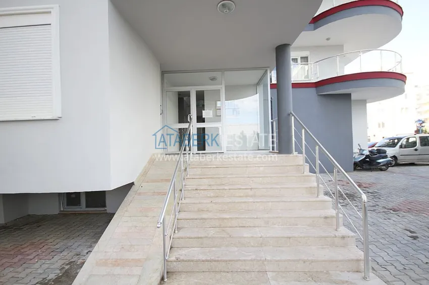 Two-bedroom apartment with a sea view in Mahmutlar 6 