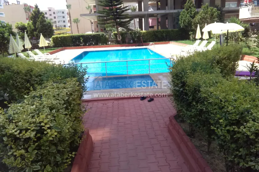 Flat with a partial sea view in a residential complex in Mahmutlar  5 