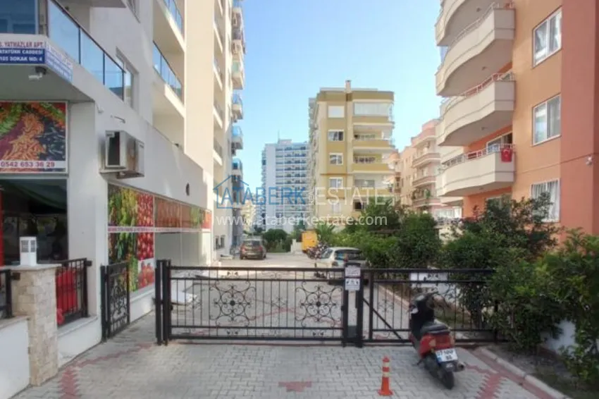 Flat in Mahmutlar in a modern residential cite 13 