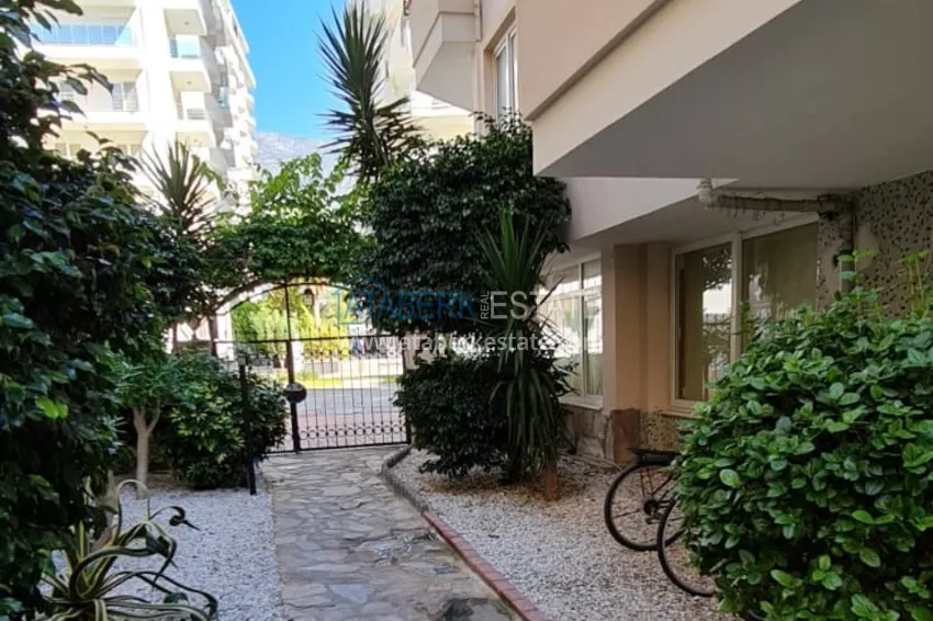 Furnished flat with glazed balconies in Mahmutlar  8 