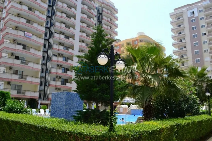 Flat in Mahmutlar with sea view in a comfortable complex 7 