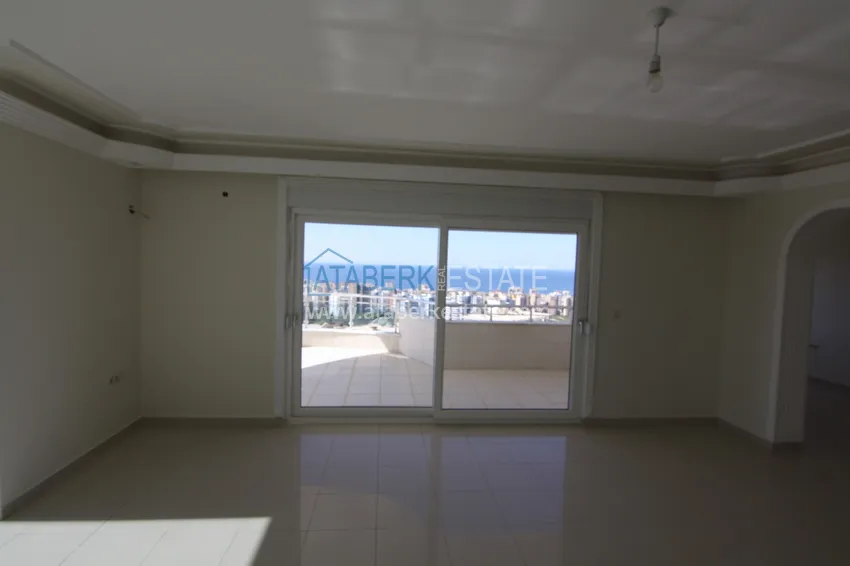 Purchase   Penthouse with sea and mountain views with a sauna in Mahmutlar  14 