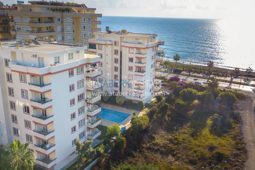 Furnished flat on the first coast line in Mahmutlar  8 