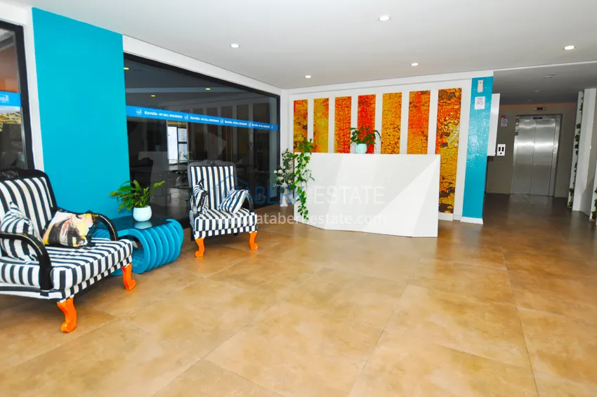 Penthouse with a modern interior in a comfortable complex in Tosmur  10 