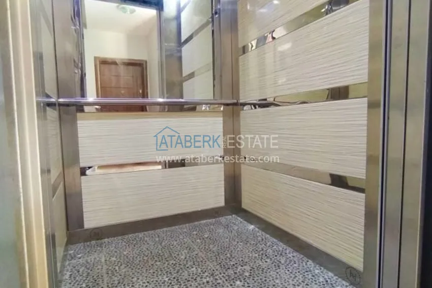 Two-bedroom apartment with a sea view in Mahmutlar 7 