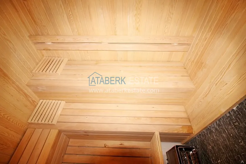 Furnished flat with sea and mountain views in a complex 11 