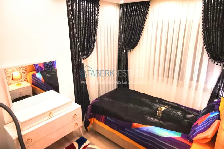 Purchase  Penthouse with a modern interior in a comfortable complex in Tosmur  9 