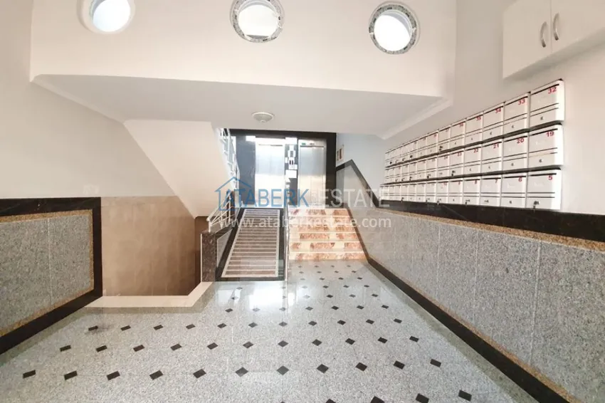 Flat with a sea view in a comfortable complex in Mahmutlar  7 