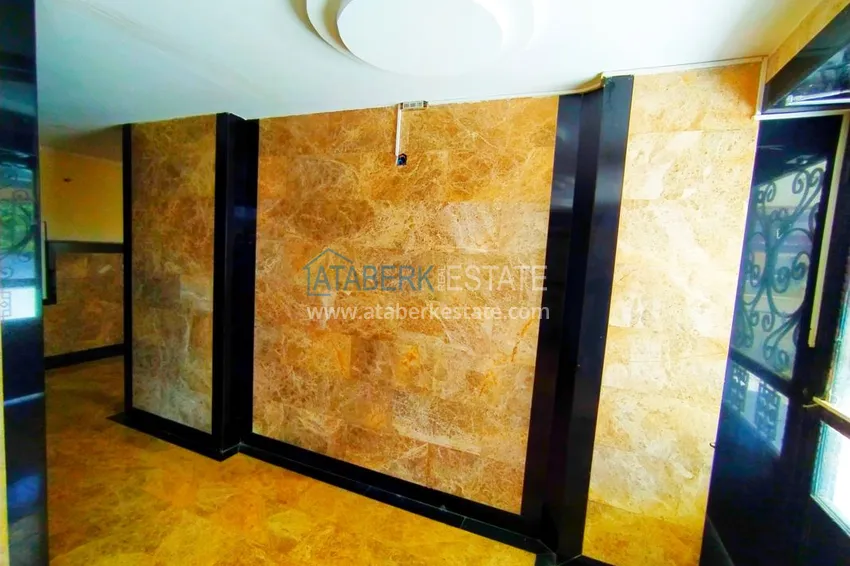 Furnished flat with a separate kitchen and sea views in Mahmutlar 8 