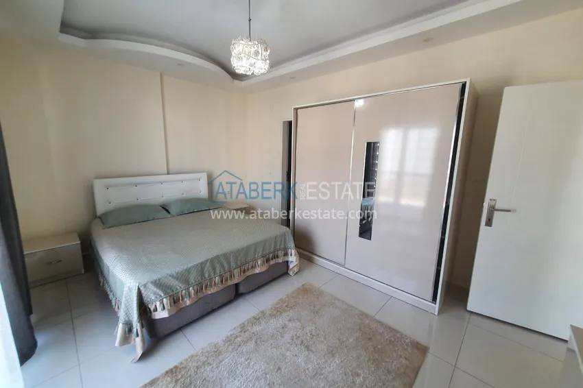 Furnished flat with sea and mountain views in a complex 4 