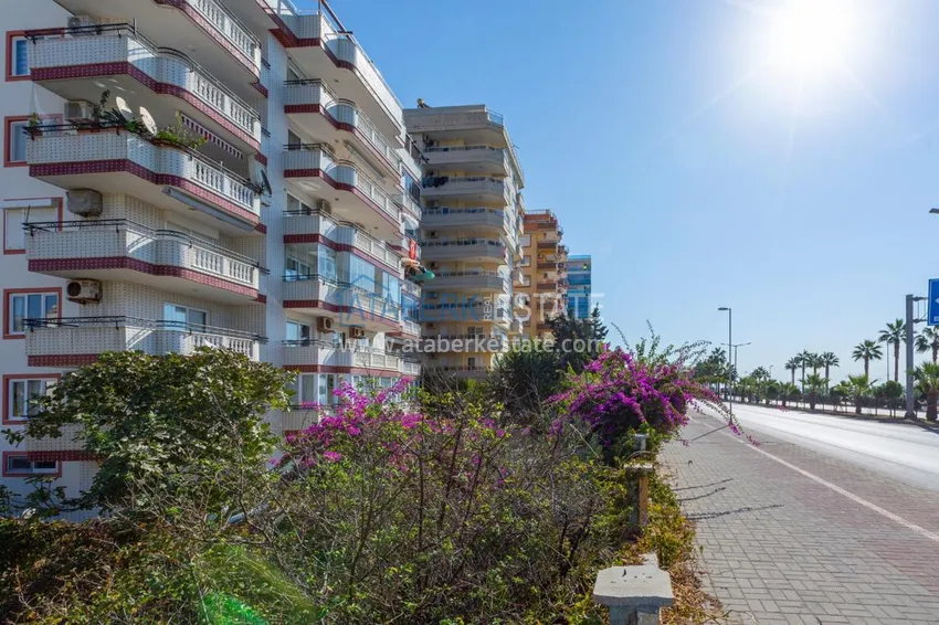 Furnished flat on the first coast line in Mahmutlar  10 