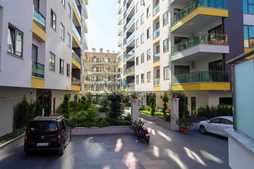 Two-bedroom furnished apartment in a modern complex  9 