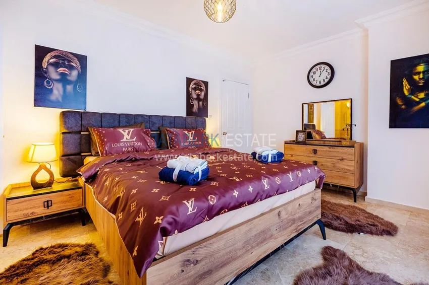 Purchase Well designed flat with an open view in Mahmutlar 9 