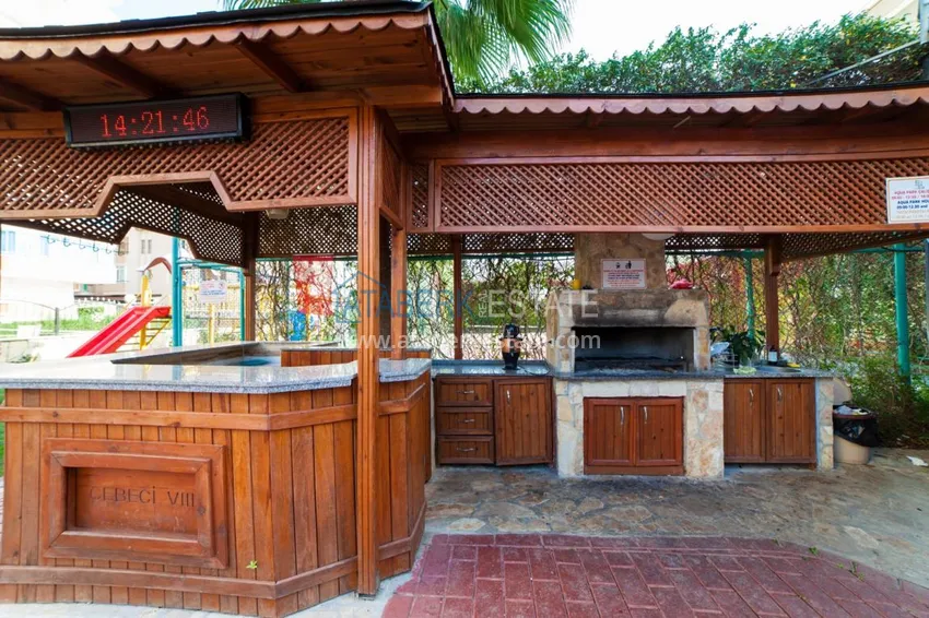 Furnished flat with a sea view on the sea coast in Mahmutlar 11 