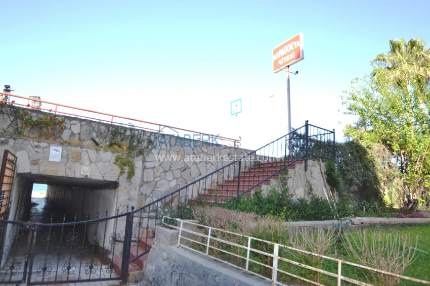 Furnished flat with a glazed balcony in Mahnutlar overlooking sea 14 