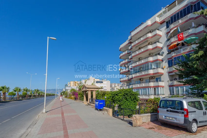 Furnished flat on the first coast line in Mahmutlar  11 