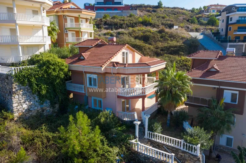 Three storey villa in Kargicak with a swimming pool and panoramic views 1 