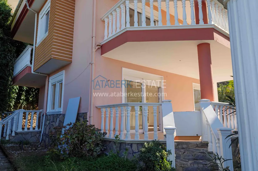 Three storey villa in Kargicak with a swimming pool and panoramic views 7 