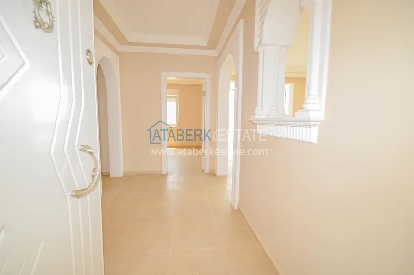 Purchase  Flat in Mahmutlar on the main street by the sea  1 