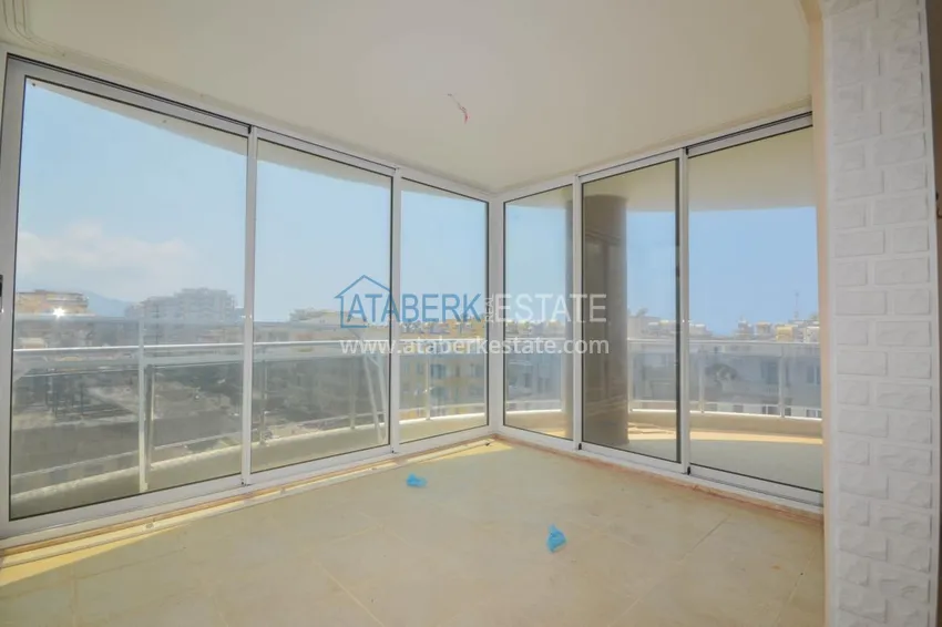 Purchase  Flat in Mahmutlar on the main street by the sea  9 