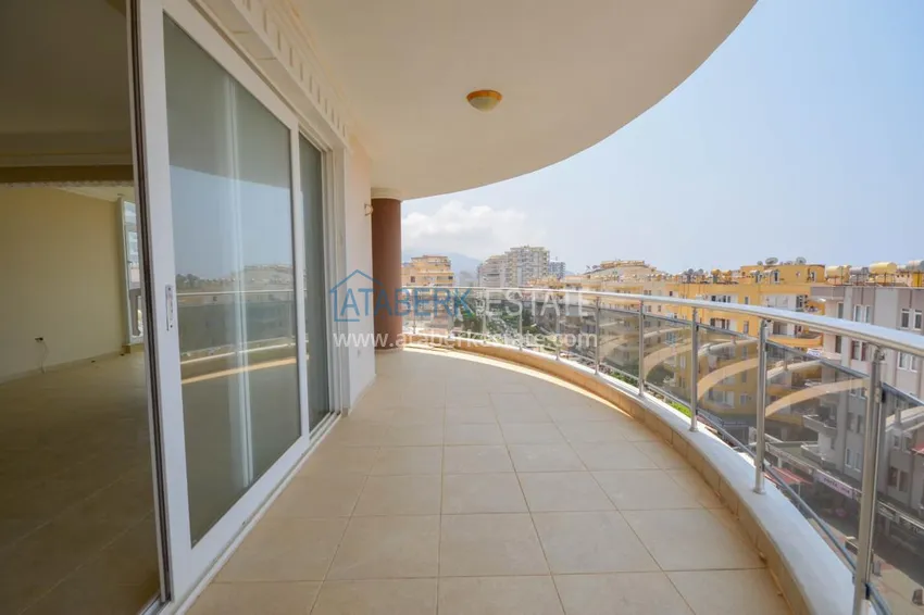 Purchase  Flat in Mahmutlar on the main street by the sea  12 