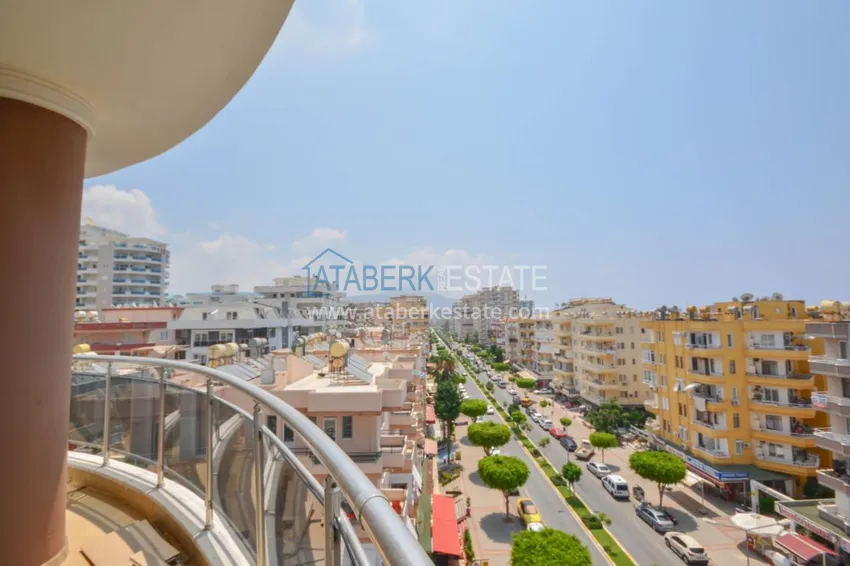 Purchase  Flat in Mahmutlar on the main street by the sea  14 