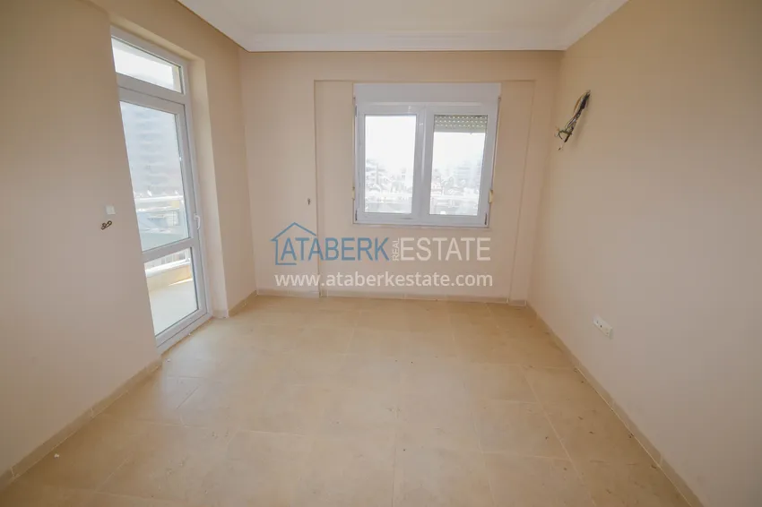 Purchase  Flat in Mahmutlar on the main street by the sea  19 