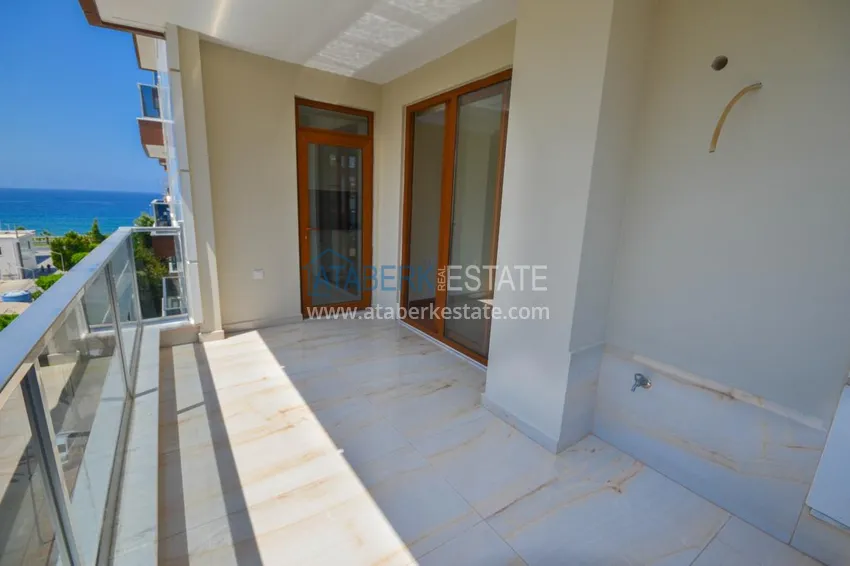 Purchase  Brand new apartment with a separate kitchen and open sea view in Mahmutlar 12 