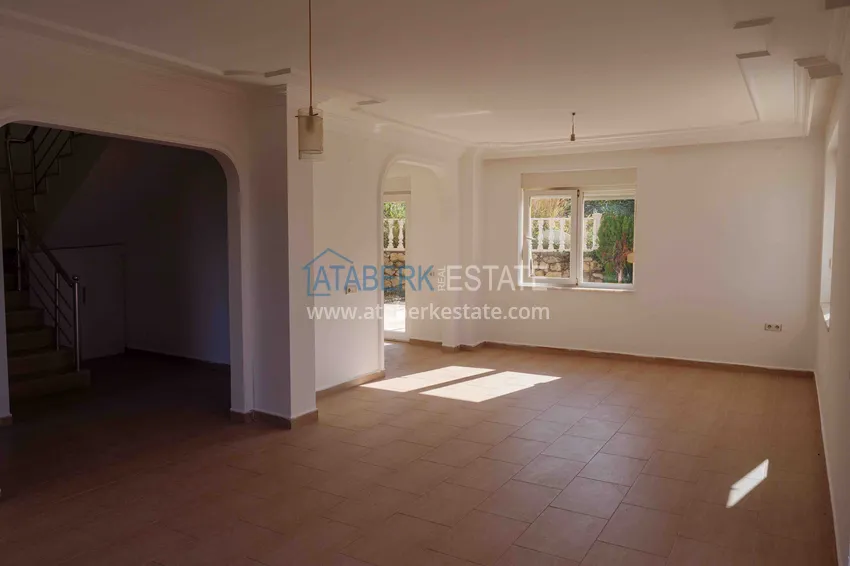 Purchase  Three storey villa in Kargicak with a swimming pool and panoramic views 10 