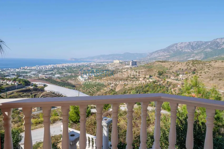 Purchase  Three storey villa in Kargicak with a swimming pool and panoramic views 33 