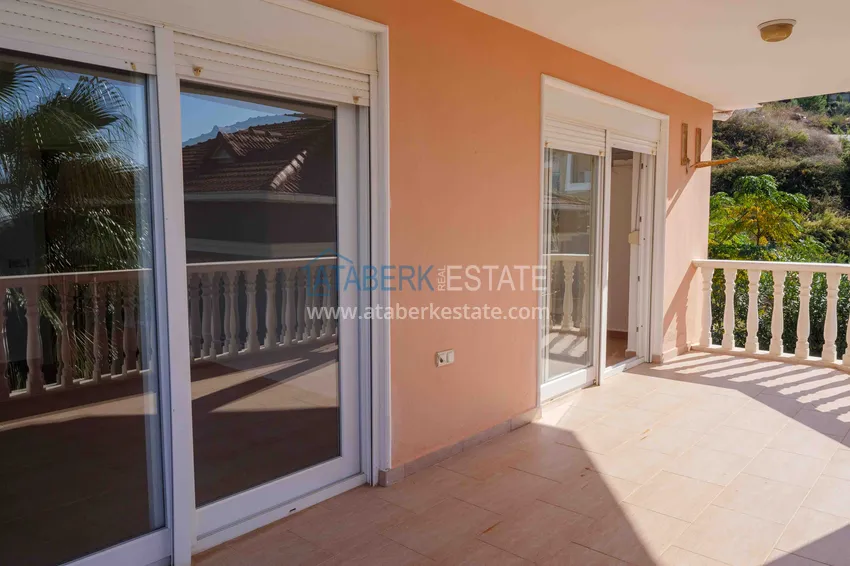 Purchase  Three storey villa in Kargicak with a swimming pool and panoramic views 35 