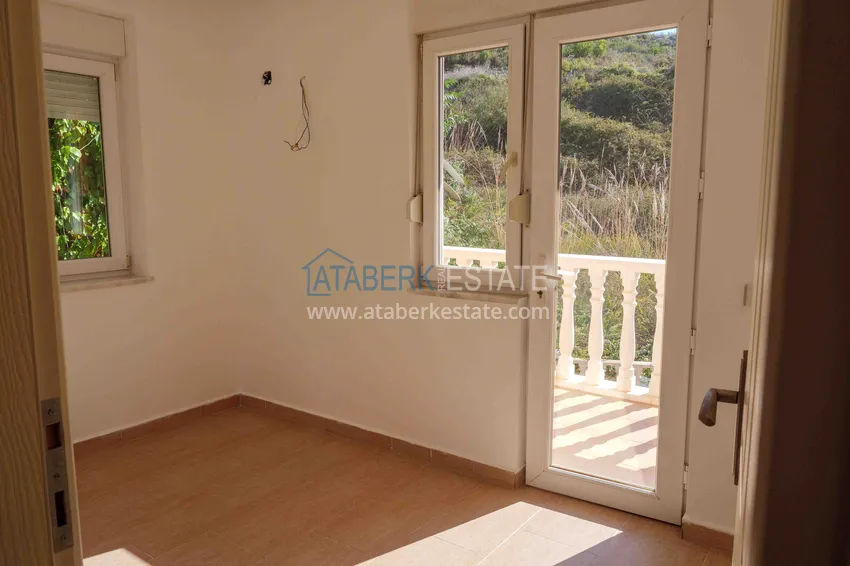 Purchase  Three storey villa in Kargicak with a swimming pool and panoramic views 40 