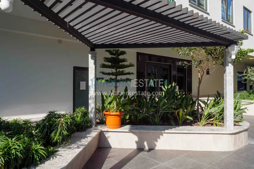 Two-bedroom furnished apartment in a modern complex  14 