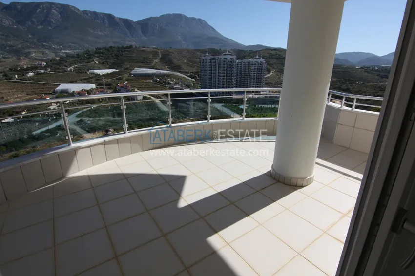 Purchase   Penthouse with sea and mountain views with a sauna in Mahmutlar  18 