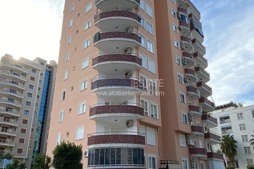 Newly refurbished flat in Mahmutlar 10 